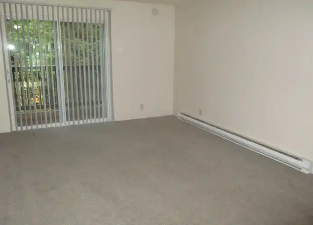 Property at 252 NE Kane Dr Unit 207, Gresham, OR, 97030, 1 bed, 1 bath, [object Object]