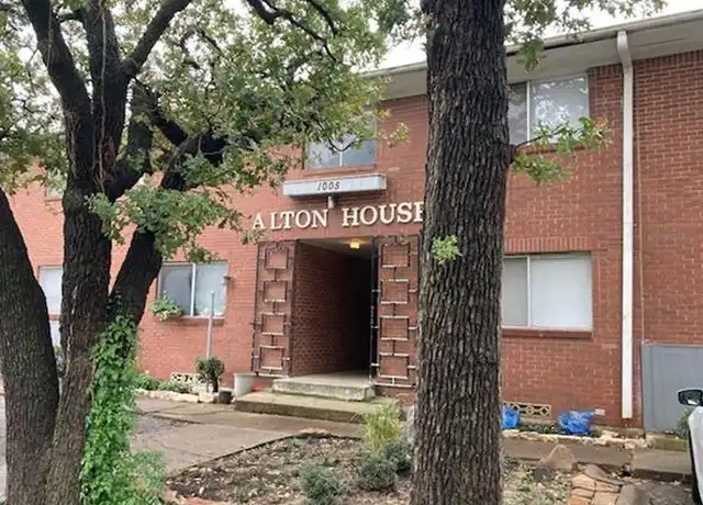 Property at 1005 W Hickory St Unit W9, Denton, TX, 76201, 1 bed, 1 bath, [object Object]