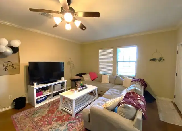 Property at 207 Capps Dr, College Station, TX, 77845, 4 beds, 4 baths, [object Object]