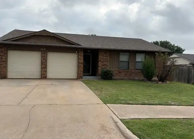 Property at 1521 SE 8th St, Moore, OK, 73160, 3 beds, 2 baths, [object Object]