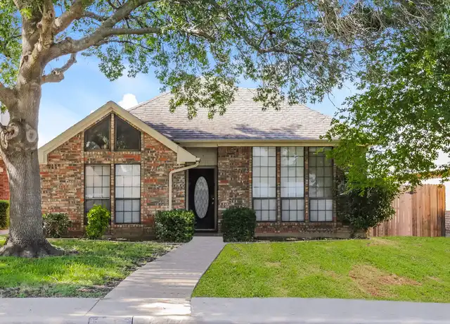 Property at 807 Longleaf Dr, Desoto, TX, 75115, 3 beds, 2 baths, [object Object]