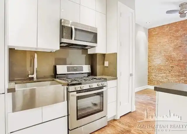 Property at 213 E 26th St Unit 3C, New York, NY, 10010, 3 beds, 1 bath, [object Object]