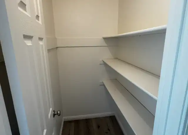 Property at 1555 Sonoma Ave Unit 3, Sacramento, CA, 95815, 1 bed, 1 bath, [object Object]