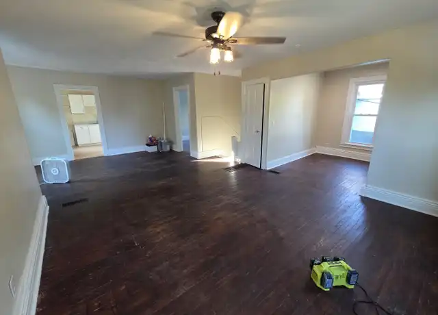 Property at 939 W 10th St, Erie, PA, 16502, 3 beds, 1 bath, [object Object]