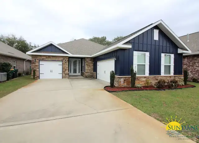 Property at 8 6th Ave, Shalimar, FL, 32579, 4 beds, 3 baths, [object Object]