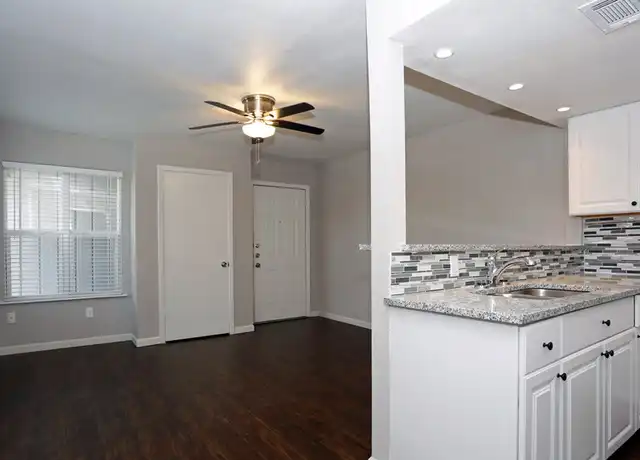 Property at 715 Lamar Pl Unit 199, Austin, TX, 78752, 2 beds, 1 bath, [object Object]