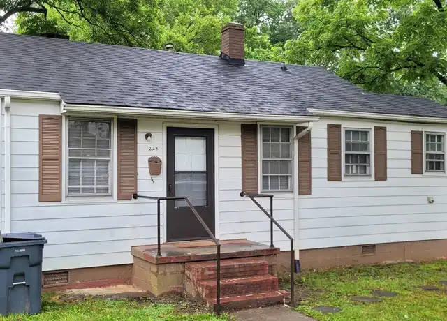 Property at 1228 Westside Dr, Greensboro, NC, 27405, 2 beds, 1 bath, [object Object]