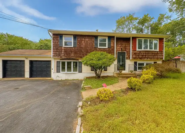 Property at 825 Wright Debow Rd, Jackson, NJ, 08527, 4 beds, 2 baths, [object Object]