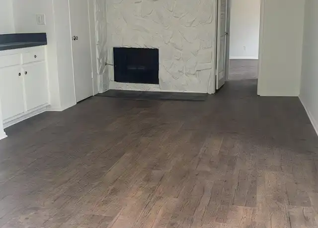 Property at 944 6th St, Santa Monica, CA, 90403, 1 bed, 1 bath, [object Object]