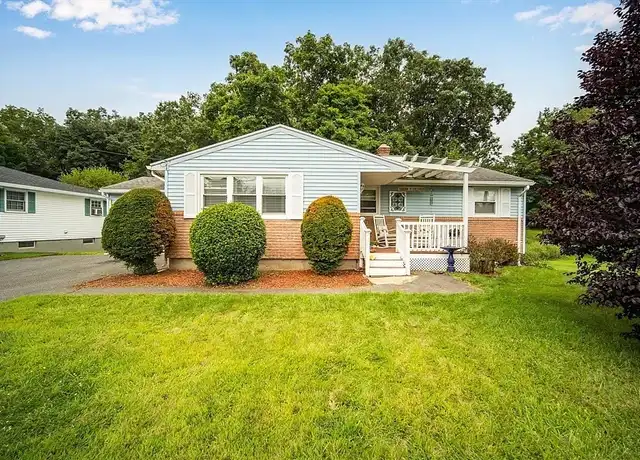 Property at 205 Homestead Ave, Holyoke, MA, 01040, 3 beds, 1 bath, [object Object]