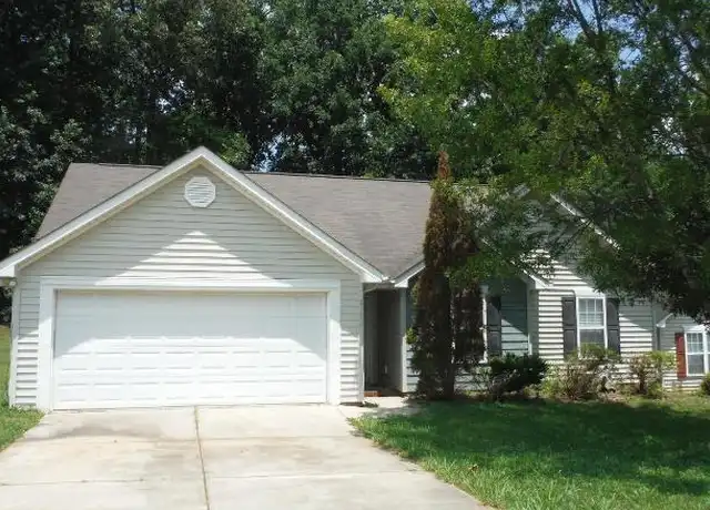 Property at 4116 Red Shed Ln, Charlotte, NC, 28269, 3 beds, 2 baths, [object Object]