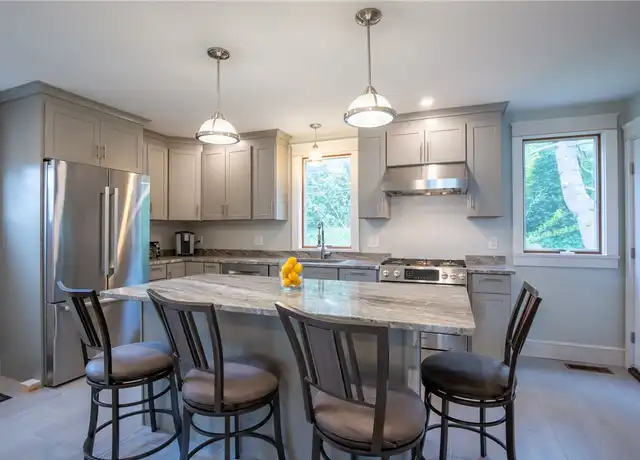 Property at 5 Gillies Ct, Newport, RI, 02840, 3 beds, 2 baths, [object Object]