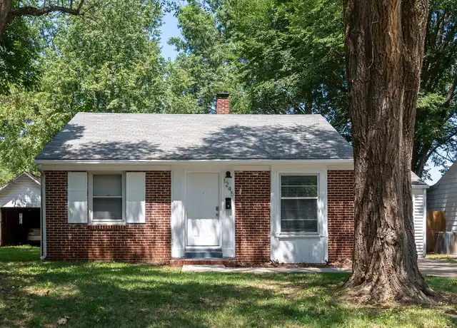 Property at 1245 E Minota St, Springfield, MO, 65804, 2 beds, 1 bath, [object Object]