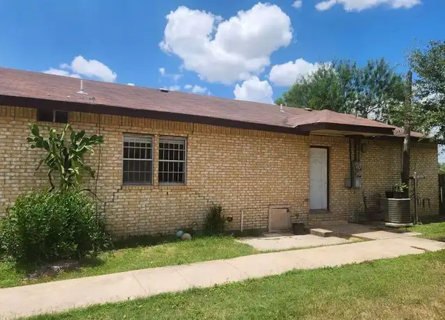Property at 8005 Cisne St Unit J, Pharr, TX, 78577, 2 beds, 1 bath, [object Object]