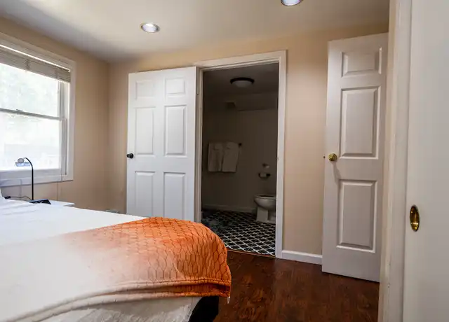 Property at 3201 Y St Unit 3201, Sacramento, CA, 95817, 4 beds, 2 baths, [object Object]