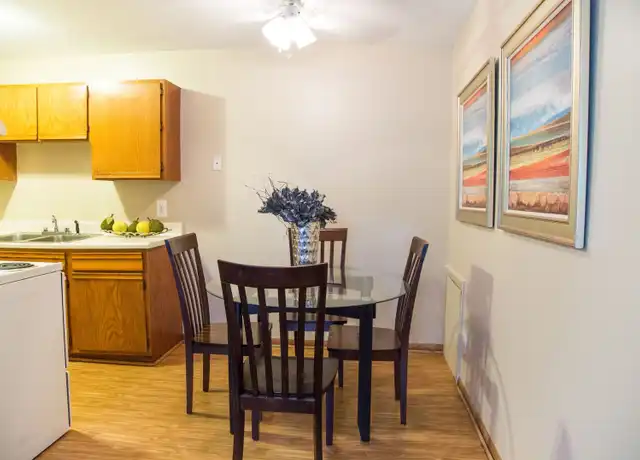 Property at 1590 Marion St Unit 1594-202, St Paul, MN, 55117, 1 bed, 1 bath, [object Object]