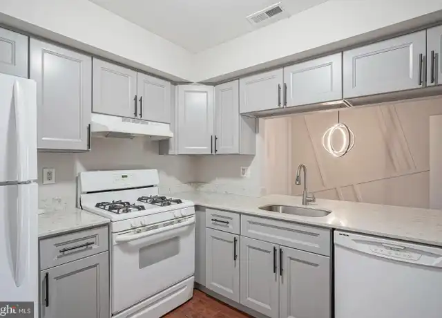 Property at 807A Harwood Ct, Mt Laurel Township, NJ, 08054, 2 beds, 2 baths, [object Object]