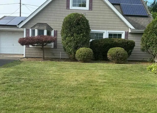 Property at 40 Walnut Ln, Hicksville, NY, 11801, 4 beds, 2.5 baths, [object Object]