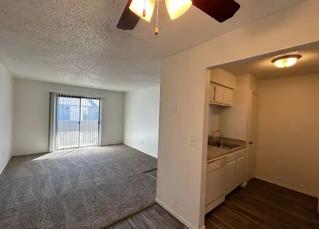 Property at 5901 S May Ave Unit 252 Up, Oklahoma City, OK, 73119, 1 bed, 1 bath, [object Object]