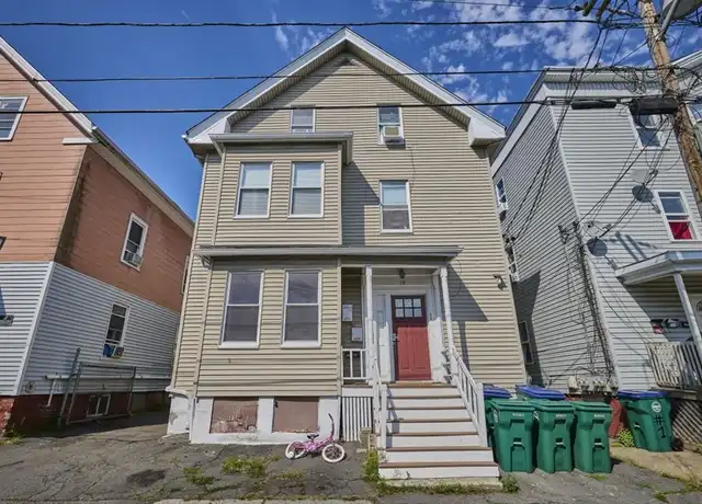 Property at 19 Whittier St Unit 1, Lynn, MA, 01902, 2 beds, 1 bath, [object Object]