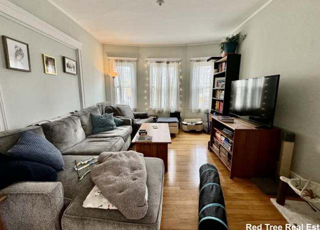Photo of 68 North St, Somerville, MA 02144