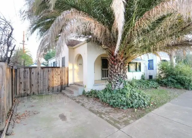 Property at 2009 27th St, Sacramento, CA, 95818, 2 beds, 1 bath, [object Object]