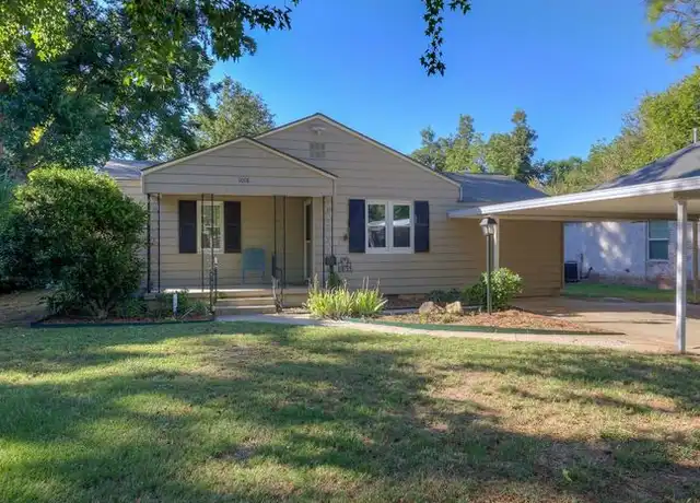 Property at 1018 W Eufaula St, Norman, OK, 73069, 3 beds, 2 baths, [object Object]
