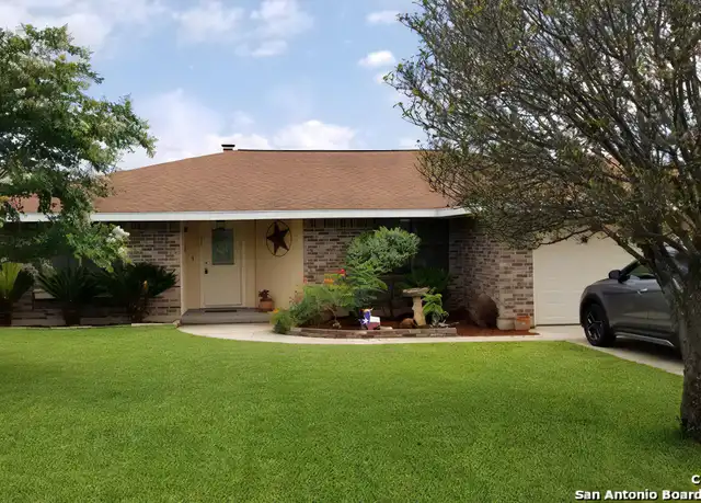 Property at 139 Glenvalley Cir, Bandera, TX, 78003, 3 beds, 2 baths, [object Object]