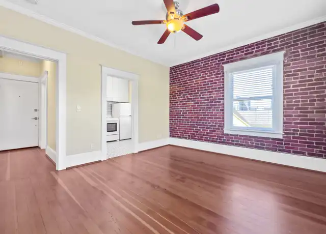Property at 810 NE Couch St Unit 202, Portland, OR, 97232, 1 bed, 1 bath, [object Object]