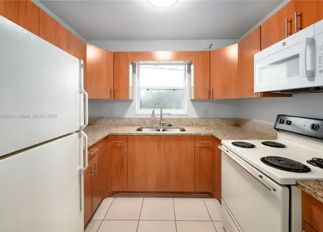 Property at 2679 Lake Haven Rd Unit 2679, West Palm Beach, FL, 33415, 2 beds, 1 bath, [object Object]