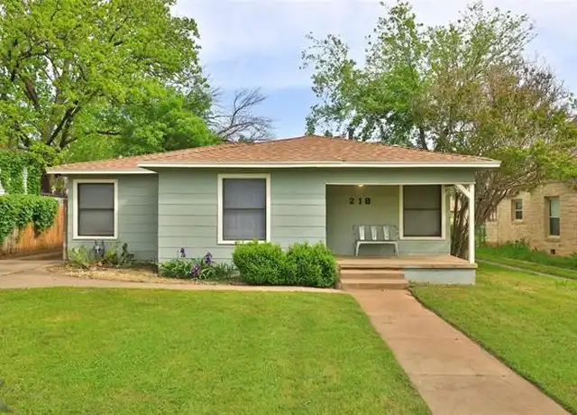 Property at 218 College Dr, Abilene, TX, 79601, 3 beds, 2 baths, [object Object]