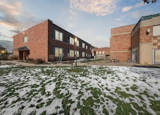 Property at 335 Horatio St Unit 207, Charlotte, MI, 48813, 2 beds, 1 bath, [object Object]