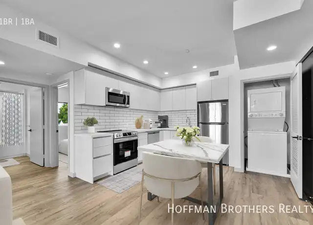 Property at 1240 Magnolia Ave Unit 206, Los Angeles, CA, 90006, 1 bed, 1 bath, [object Object]