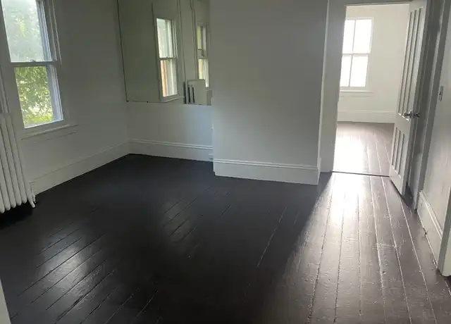 Property at 233 Broadway Unit 2, Port Ewen, NY, 12466, 2 beds, 1 bath, [object Object]