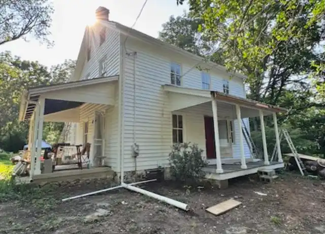 Property at 36 Westtown Rd, Thornton, PA, 19373, 3 beds, 1 bath, [object Object]