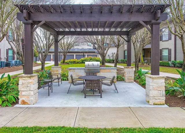 Photo of 8440 N Sam Houston Pkwy E, Humble, TX 77396