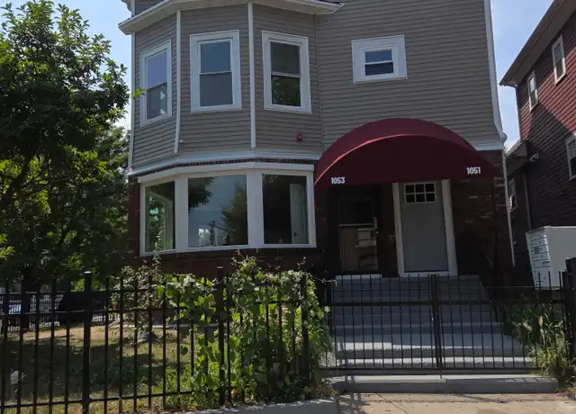 Property at 1051 Broad St Unit 2nd Floor, Providence, RI, 02905, 3 beds, 1 bath, [object Object]
