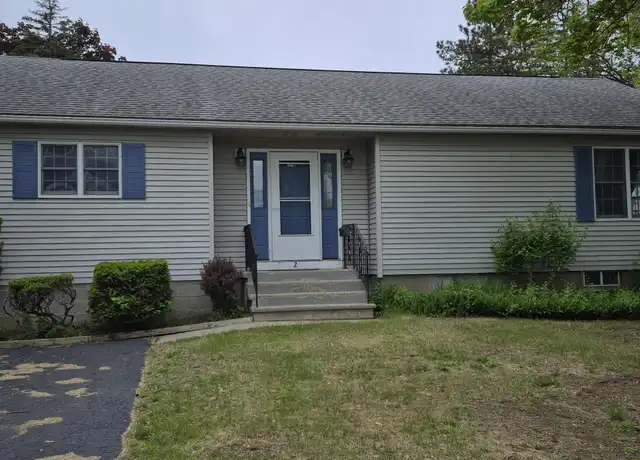 Property at 2 Oathout Ln, Latham, NY, 12110, 3 beds, 1.5 baths, [object Object]