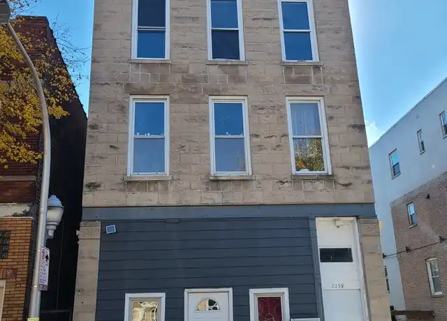 Property at 2239 W 18th Pl Unit 2R, Chicago, IL, 60608, 2 beds, 1 bath, [object Object]