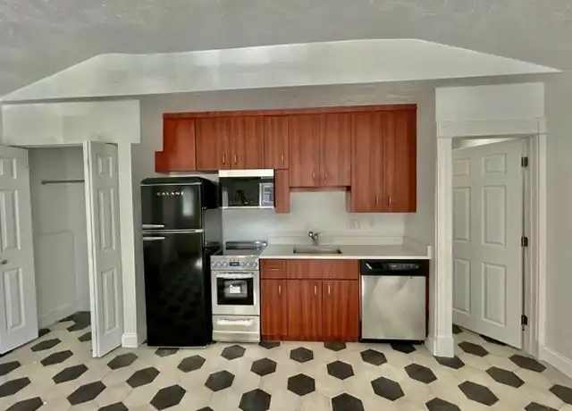 Property at 223 Endicott St Unit 2, Boston, MA, 02113, 0 beds, 1 bath, [object Object]
