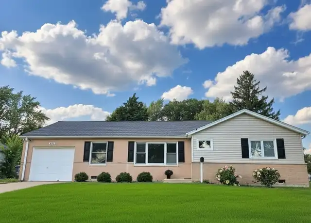 Property at 220 Kingman Ln, Hoffman Estates, IL, 60169, 3 beds, 2 baths, [object Object]