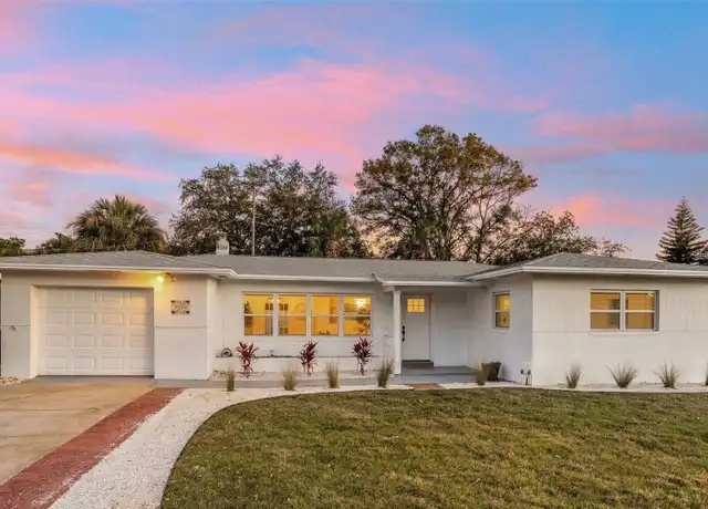 Property at 1320 Dixie Ln S, Saint Petersburg, FL, 33707, 2 beds, 1 bath, [object Object]