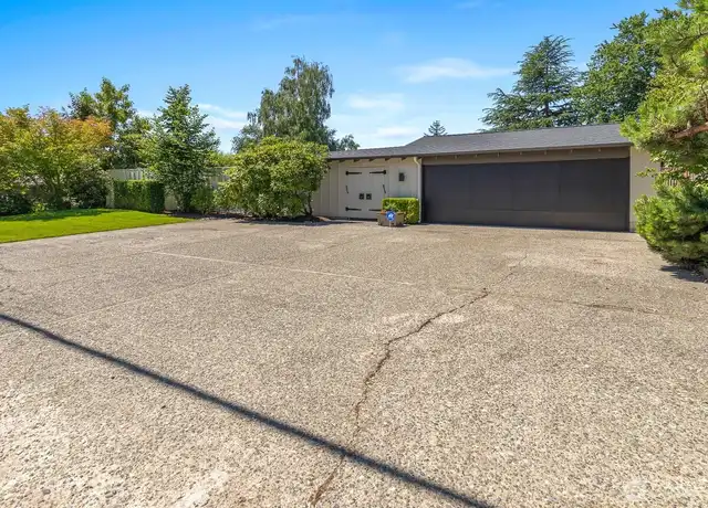 Property at 3853 81st Ave SE, Mercer Island, WA, 98040, 3 beds, 2 baths, [object Object]