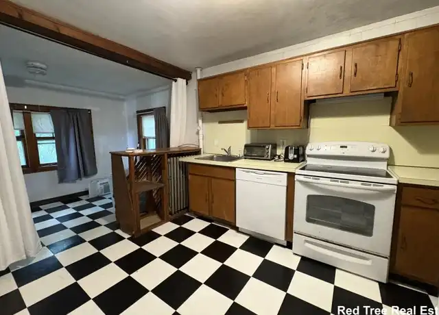 Property at 28 Woodward St, Newton Highlands, MA, 02461, 4 beds, 2 baths, [object Object]