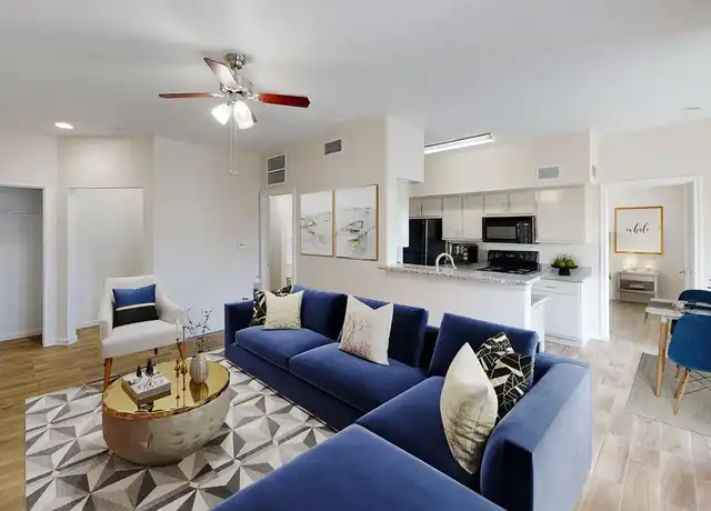 Property at The Franklin - 6620 Gessner Rd, Houston, TX, 77040, 1-2 bed, 1-2 bath, [object Object]