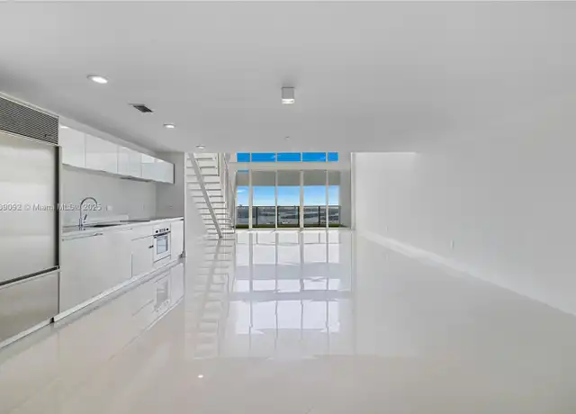 Property at 1040 Biscayne Blvd #4003, Miami, FL, 33132, 2 beds, 2.5 baths, [object Object]