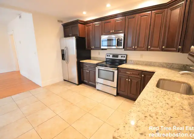 Property at 94 Montebello Rd Unit 3, Boston, MA, 02130, 4 beds, 1 bath, [object Object]