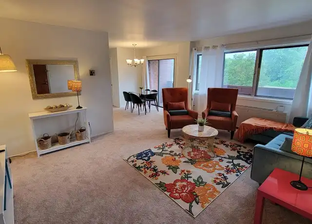 Property at 1501 S George Mason Dr #23, Arlington, VA, 22204, 1 bed, 1 bath, [object Object]