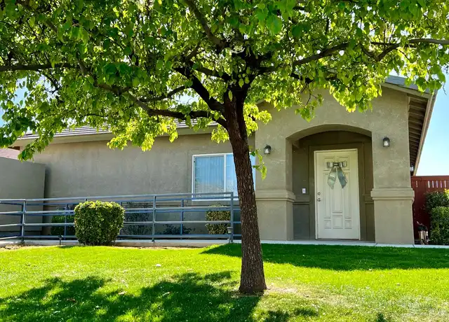 Property at 713 Meadow Grove Ct Unit B, Bakersfield, CA, 93308, 2 beds, 2 baths, [object Object]