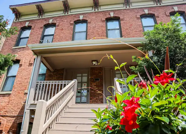 Property at 907 S Laflin St Unit 3, Chicago, IL, 60607, 2 beds, 1 bath, [object Object]